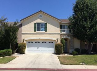 2542 Santa Cruz Ave, Sanger, CA 93657