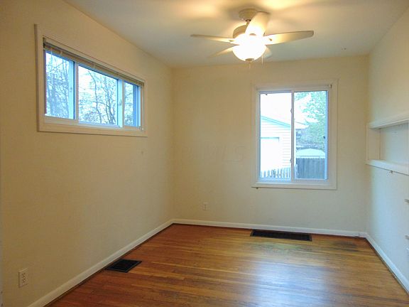 4th image of 198-200 Highfield Dr