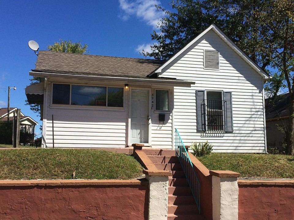 1st image of 3242 Johnston St