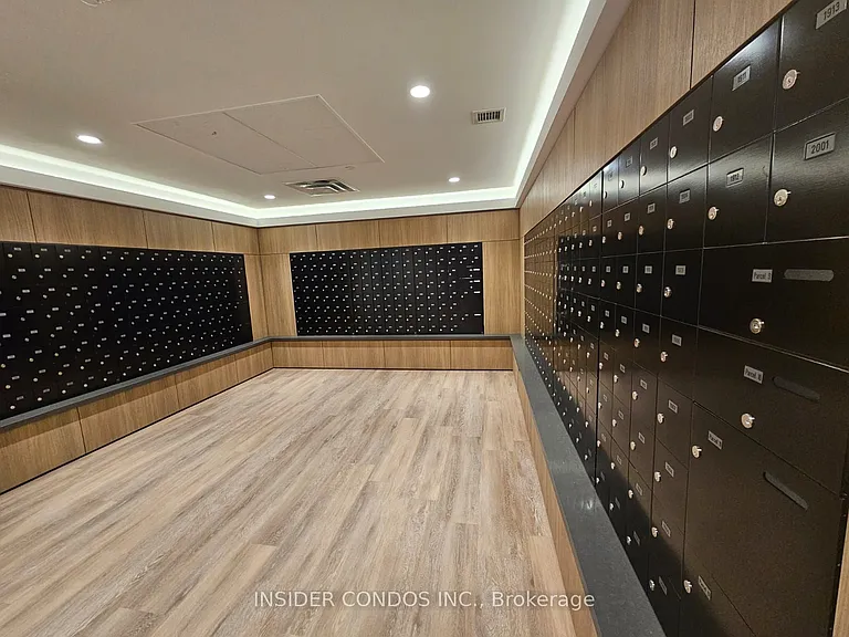 7950 Bathurst St #1412 — Photo 17