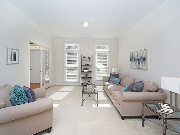 5th image of 2413 Arden Gate Ln
