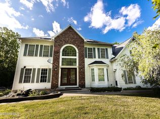 147 Hasgate Dr, Delmar, NY 12054