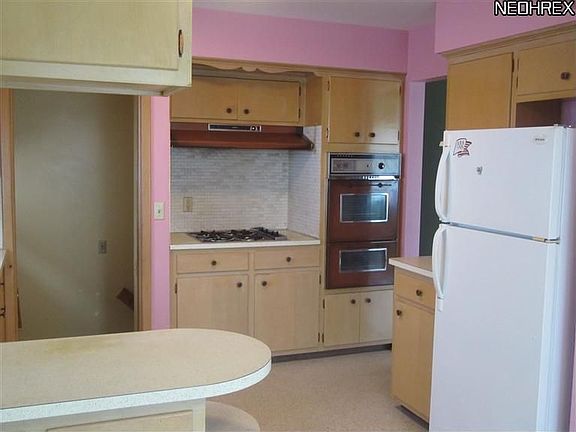 5th image of 4396 W 52nd St