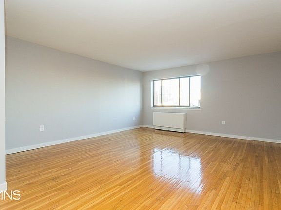 3rd image of 451 E 83rd St APT 16D