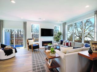 2881 Rayfield Ave, Ann Arbor, MI 48105