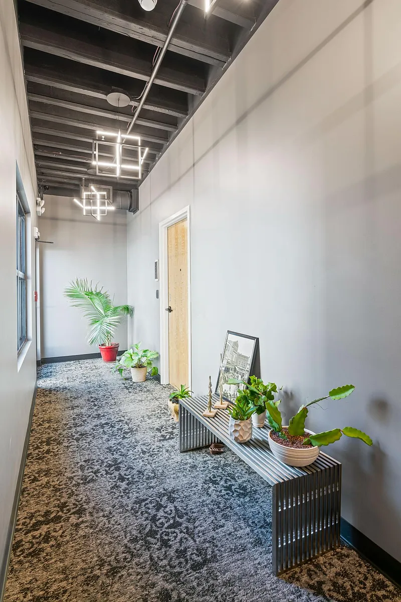 Building Photo - 125 E Prince St #203
