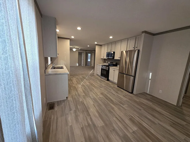 175 N Michigan Ave #203 — Photo 4