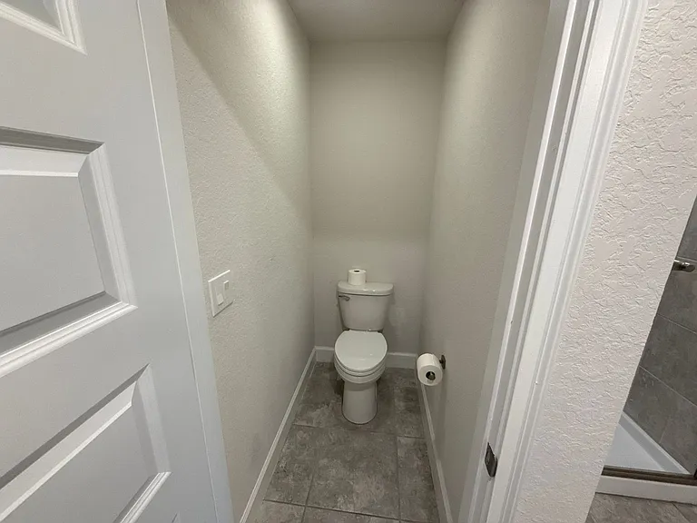 2107 Cartgate Ln — Photo 25