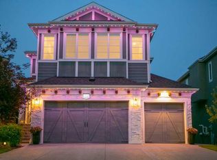 105 W Westpoint Way SW, Calgary, AB T3H2A5