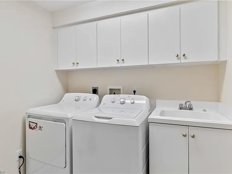 1001 Arbor Lake Dr #1406 — Photo 15