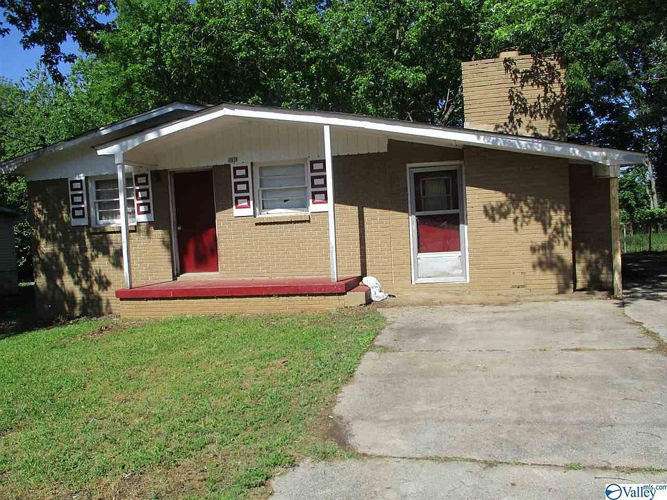 1st image of 2839 Greenside Dr NW