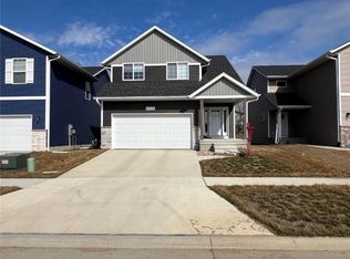 4838 Dostal Ct, Cedar Rapids, IA 52404