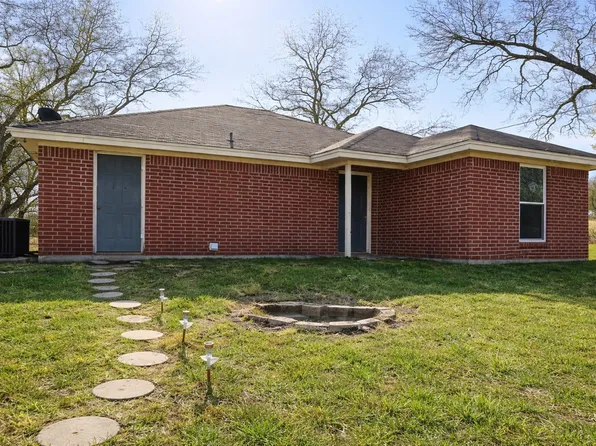 374 County Road 2315, Decatur, TX 76234
