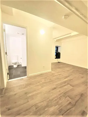 Rented by Bond New York | media 11