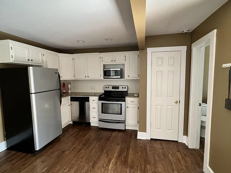 804 N 9th St — Photo 7