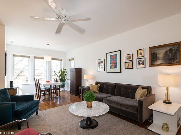 2nd image of 4739 N Maplewood Ave APT 3