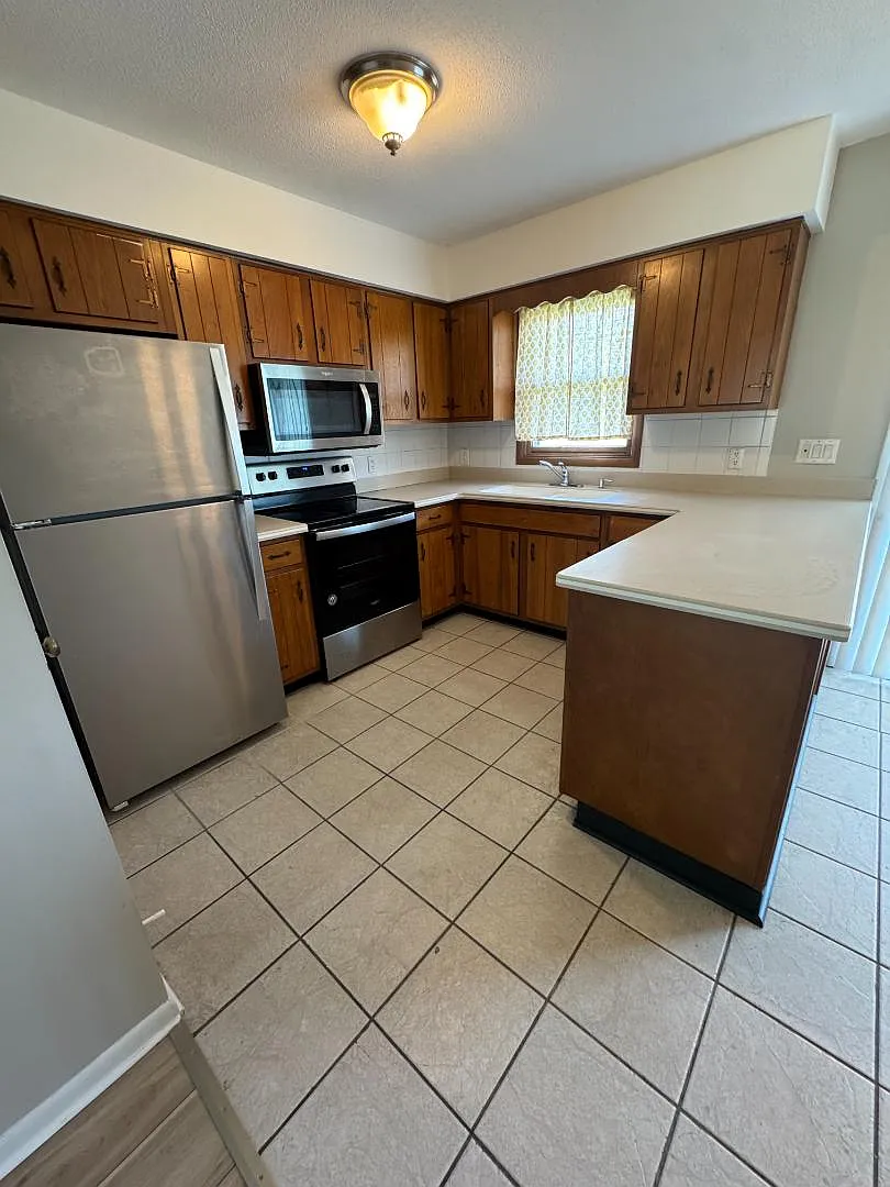 5111 Cleveland Ave - 5111 — Photo 3