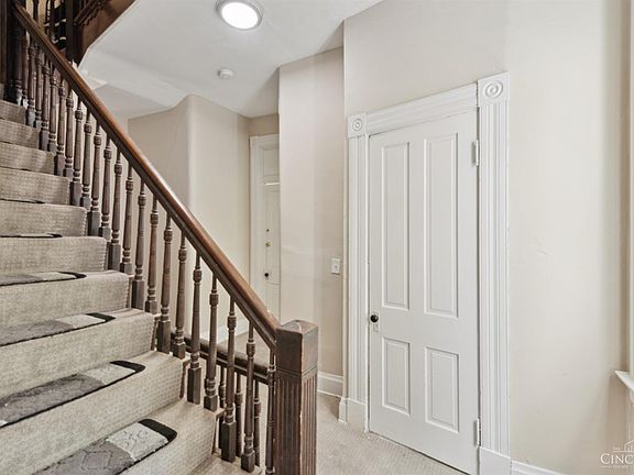 2nd image of 2944 Burlington Pl