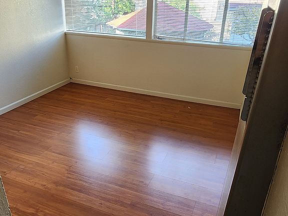 2nd image of 2740 College Ave #107