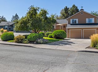 2351 NE Shadow Brook Pl, Bend, OR 97701