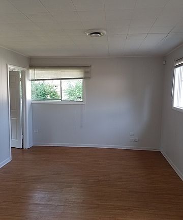 4th image of 17332 Greenbay Ave