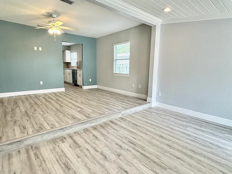 1329 NW 3rd Ave — Photo 7