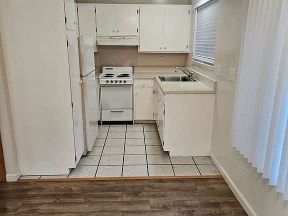 5th image of 1583 Oxford St #4