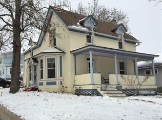 700 W 5th St, Yankton, SD 57078
