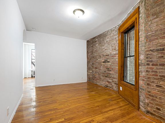 3rd image of 5 Cornelia St APT 3B