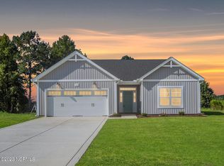 111 Fox Cove Crossing, Jacksonville, NC 28546