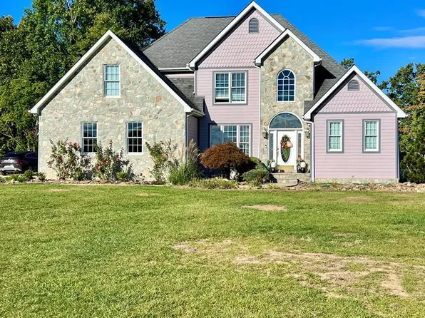 21 Crestwood Cir, Prestonsburg, KY 41653