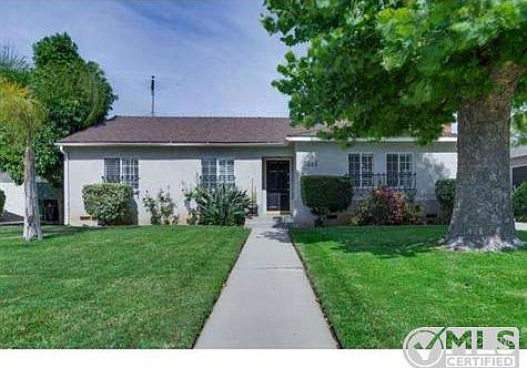 Showings Call:818.571.3261
