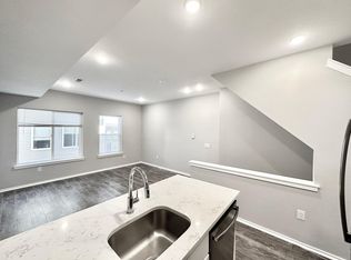 2010 N 8th St #B, Philadelphia, PA 19122