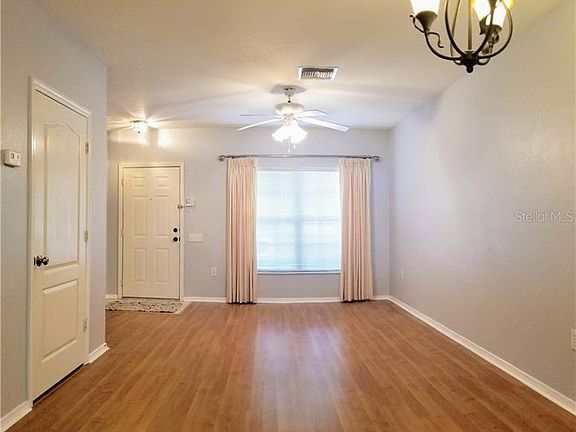 4th image of 2518 Lake Woodberry Cir