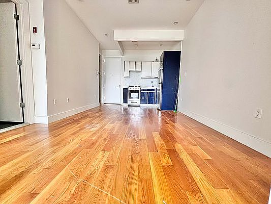 2nd image of 751 Dekalb Ave #4I