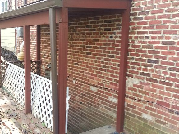 5th image of 1716 Wilmart St