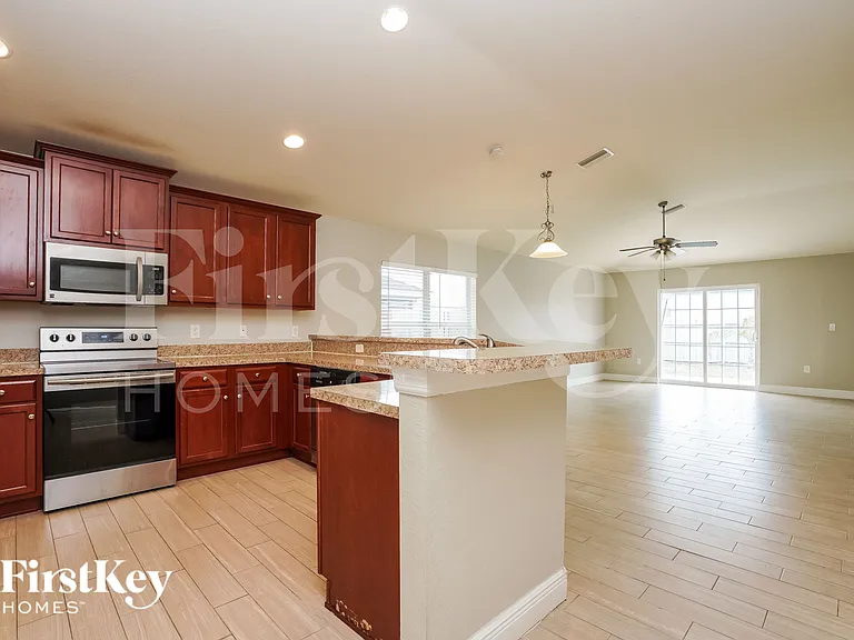 14435 Barley Field Dr — Photo 8