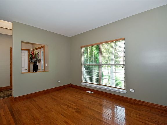2nd image of 1429 Somerfield Dr