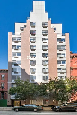 Rented by NY Casa Group | media 5