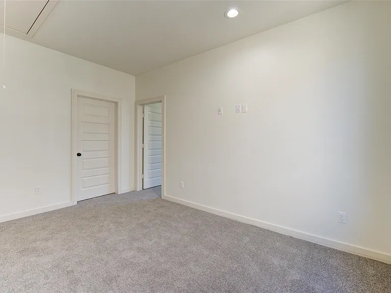 2922 El Fenice Ln — Photo 13