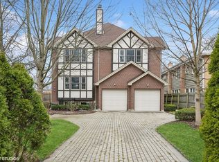 410 Green Bay Rd, Glencoe, IL 60022