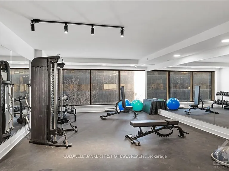 340 Queen St #1407 — Photo 25