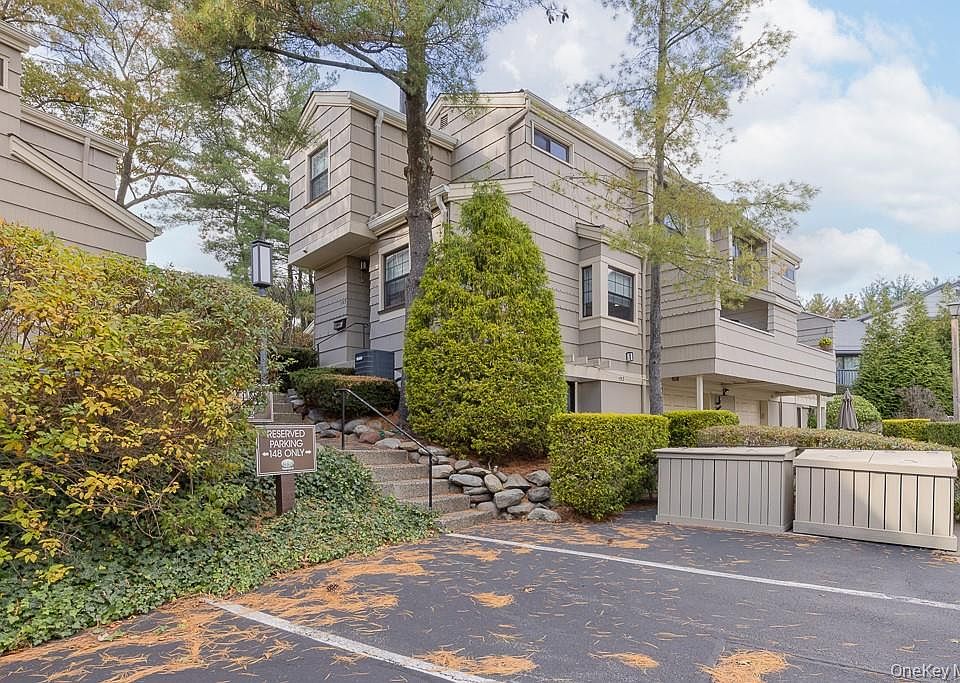 1st image of 152 Branchwood Lane