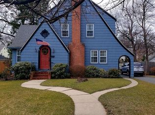 62 Wexford St, Springfield, MA 01118