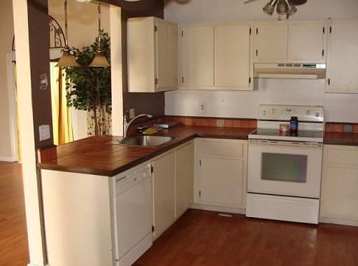 2nd image of 13500 SW 10th Pl