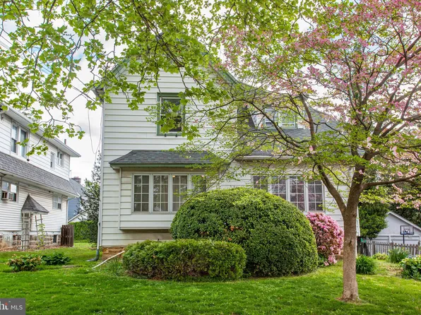 349 Wayne Ave, Lansdowne, PA 19050