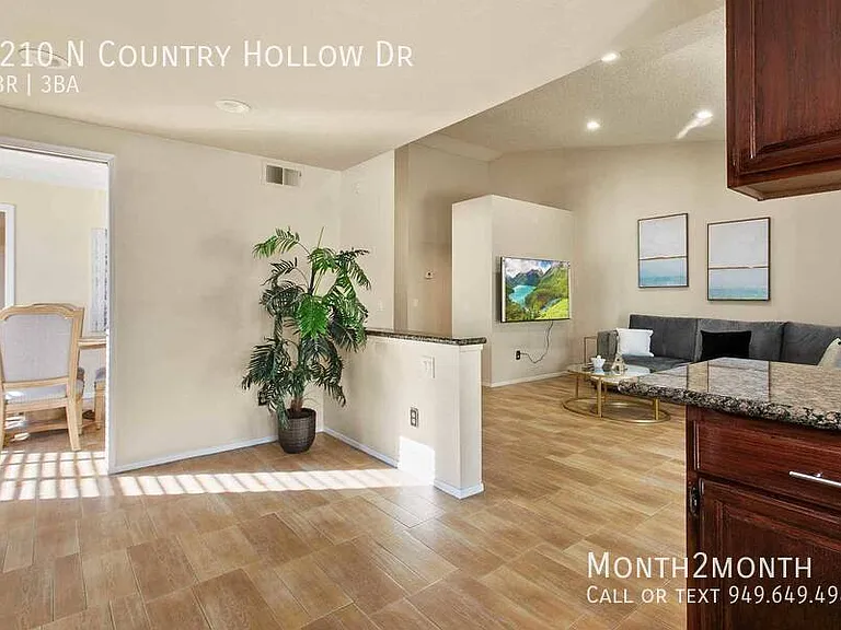 1210 N Country Hollow Dr — Photo 11