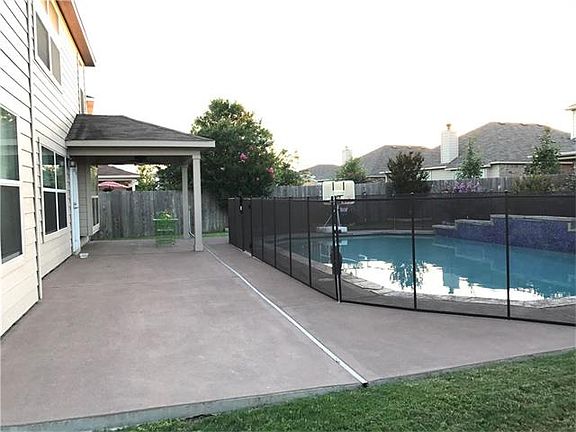 4th image of 356 King Elder Ln