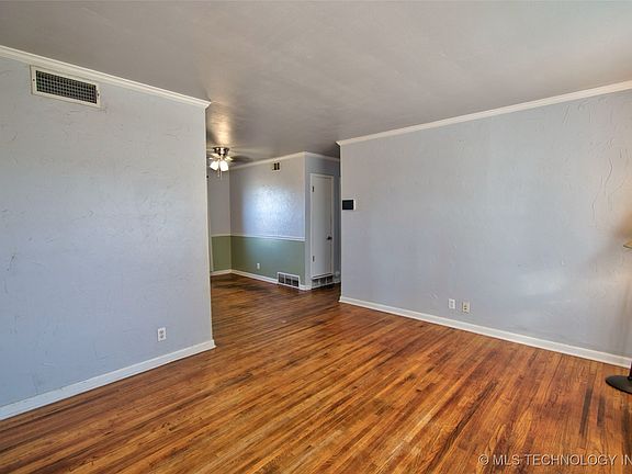 4th image of 4955 S Lawton Ave