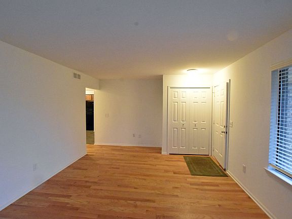 3rd image of 8820-21 Mile Rd